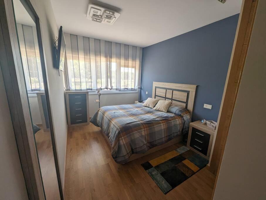 Апартаменты Piso Completo Y Moderno, Бургос Экстерьер фото